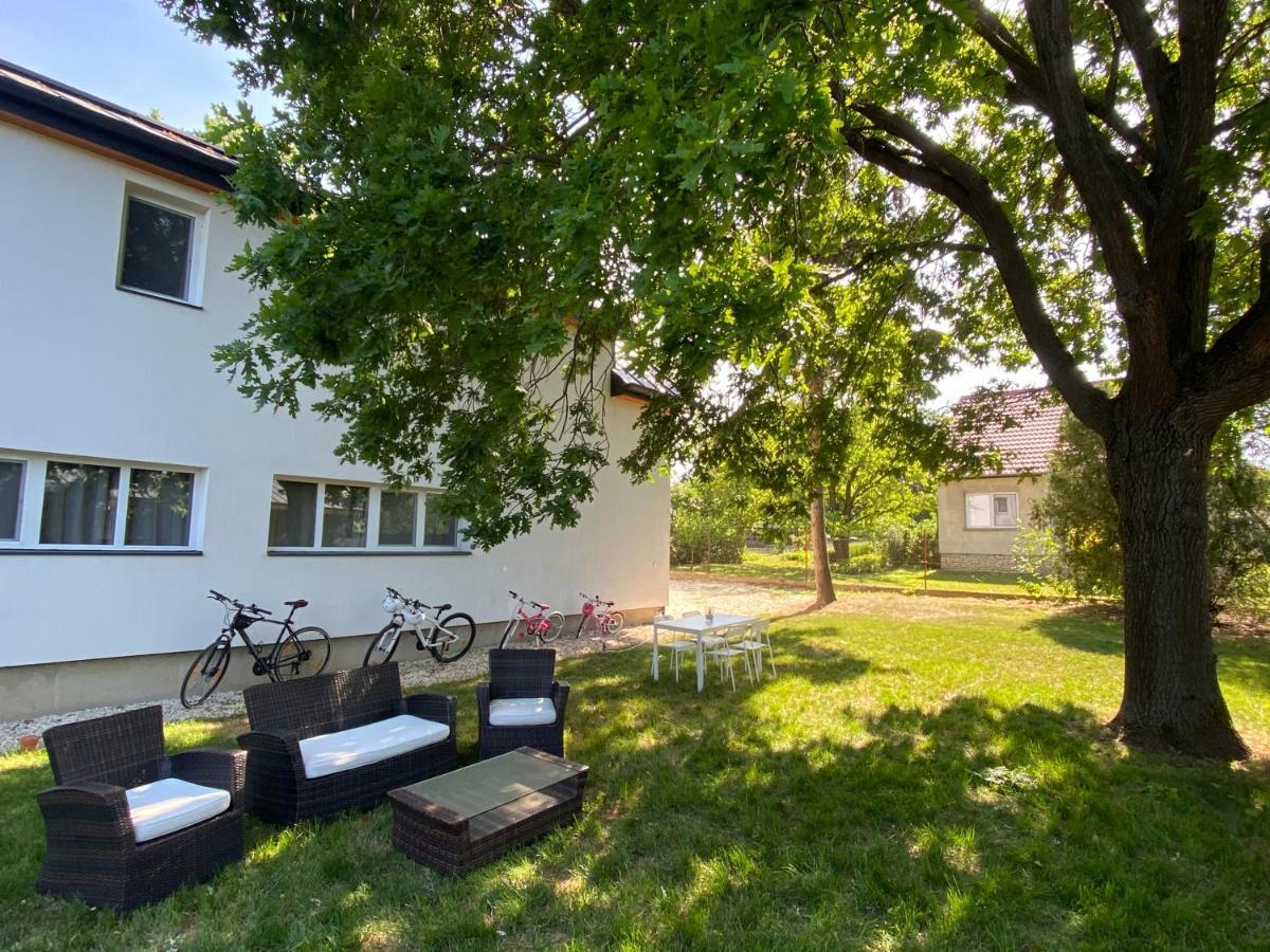 Bike & Fun Apartments - Balatonakarattya Exterior photo